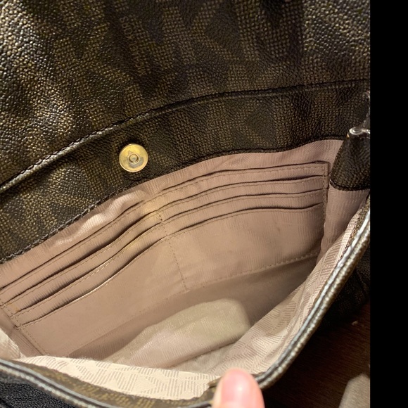 Authentic Michael Kors purse - Picture 10 of 14